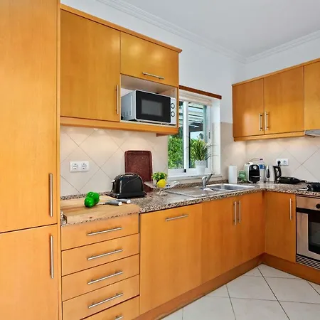 Sol E Poesia * Albufeira