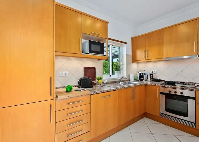 Sol E Poesia * Albufeira